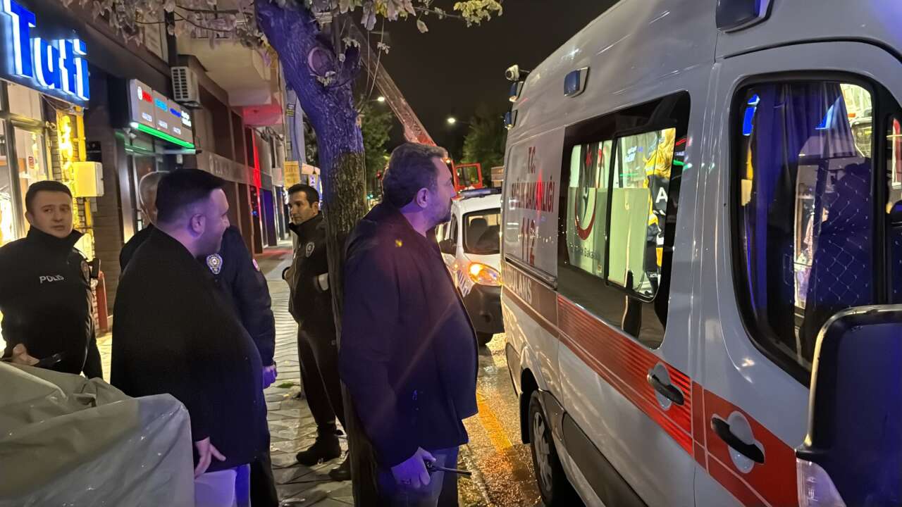 Makarna yaparken yangın çıktı! Kurtaran polislere sorduğu soru şaşırttı 4